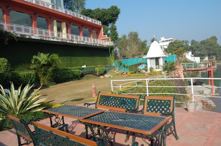 Hotel Ganga Kinare, Rishikesh